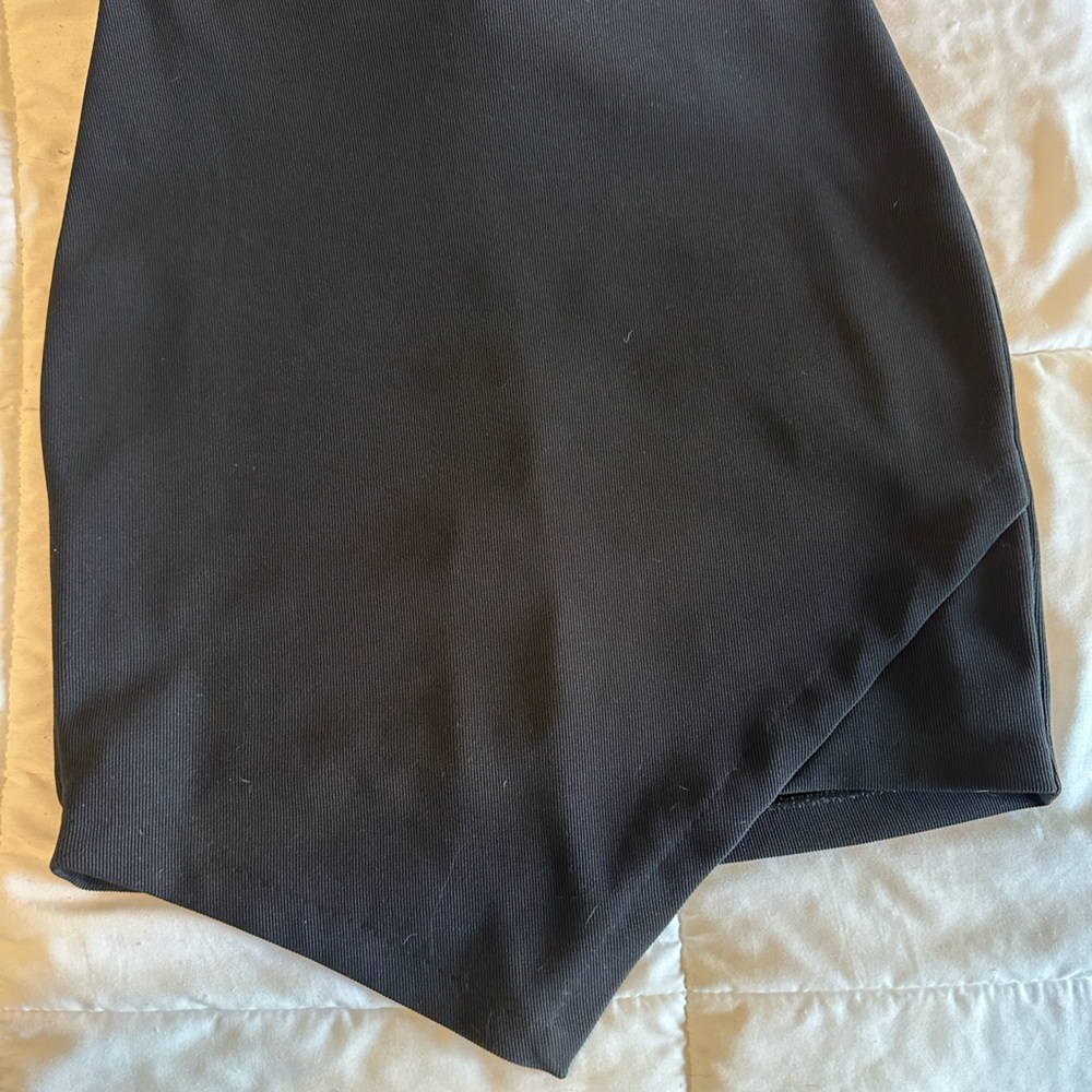 Asymmetrical Ribbed Black Express Dress